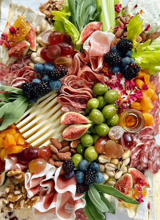 Chilliwack Wedding Catering: Your Complete Guide to Choosing the Right Food for Your Fraser Valley Wedding